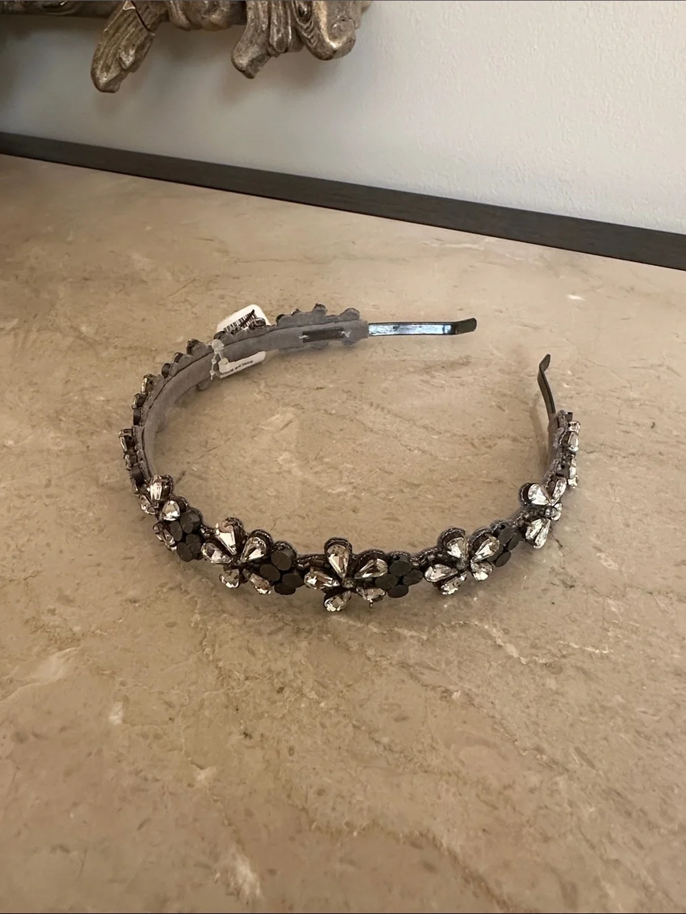 NWT Deepa Gurnani Crystal Headband Grey